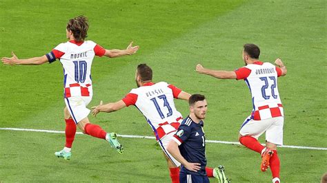 Aufstellung kroatien em 2021 torschützen video. EM 2021: Traumtor Modric! Real-Star führt Kroatien gegen ...