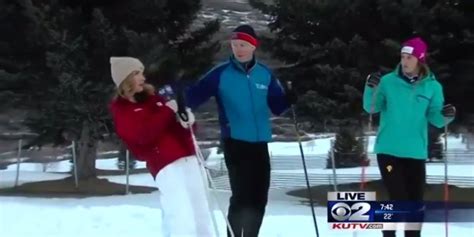 Reporter Passes Out During Live Tv Segment Then Keeps On Reporting