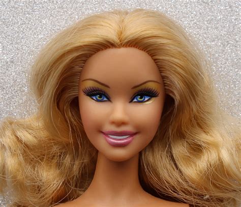 olcsó trolibusz cenzúra barbie basics halom Deform múlt