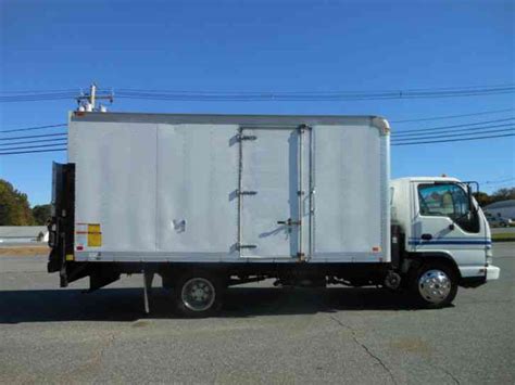 Toolbox door frame kits are heavy duty and offer a great way to access service areas and where an access door is needed. Isuzu NQR (2007) : Van / Box Trucks