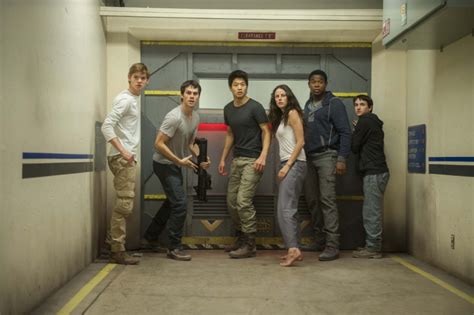 Maze Runner The Scorch Trials First Look Images Tease Life Beyond The Glade Updated