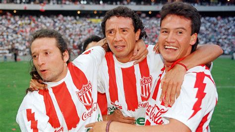 Atualmente disputa a primeira divisão do campeonato mexicano. Ídolos del Necaxa en los años 90 (FOTOS)
