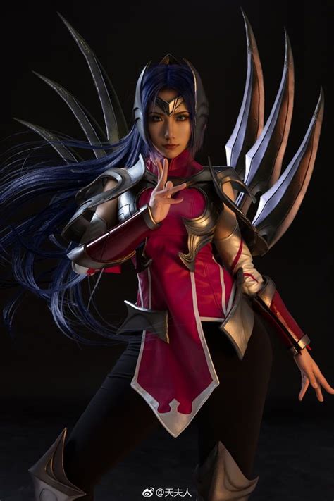 Irelia League Of Legends By 天夫人 Cosplay League Of Legends League Of Legends League Of