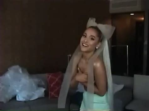 Ariana Grande Topless Pics GIF Video The Sex Scene