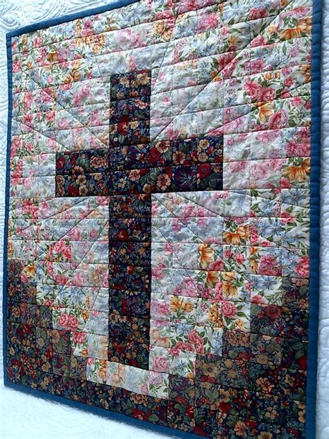 Cross Quilt By Pearl25 On Etsy 3250 Cross Quilt Quilts Quilt