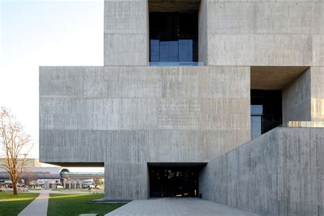 Elemental Casts Concrete Innovation Center In Chile Around