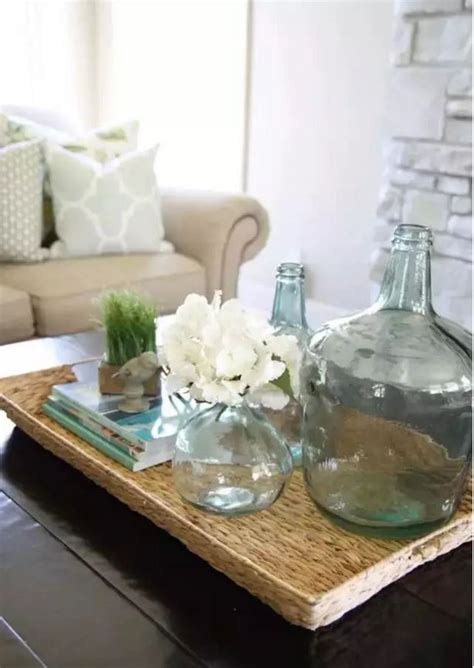 A wide variety of table top decor options are available to you, such as pp. 20+ Super Modern Living Room Coffee Table Decor Ideas That ...