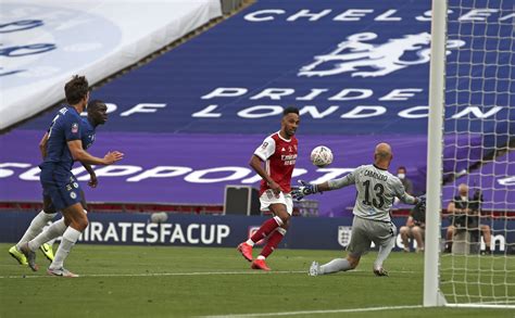 Arsenal Beats Chelsea 2 1 To Win Fa Cup Daily Sabah