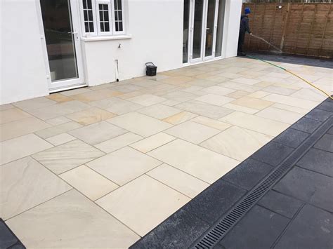 Honed Mint Indian Sandstone Natural Calibrated Patio Paving Slabs Pack