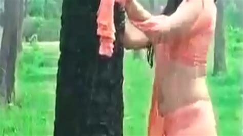 Kerala Girl Meghana Raj Hot Ass Shake And Navel Show In Wet Saree
