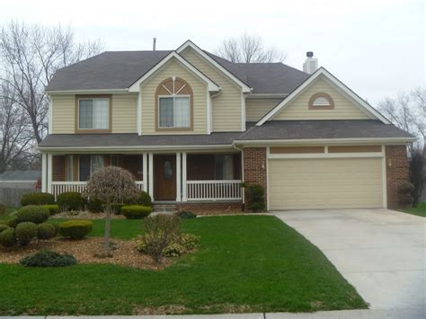 Homes for Sale in Farmington Hills MI Blog: Subdivision: Pine Meadow: 48336