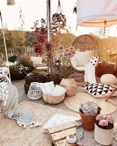 30 Modern Bohemian Garden Design Ideas For Backyard Homemydesign