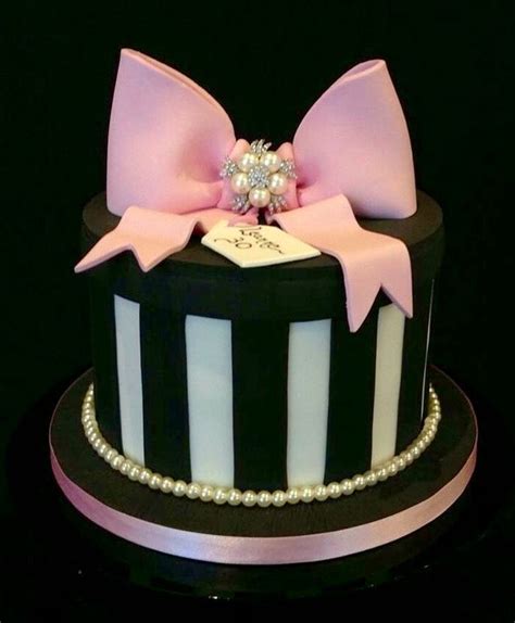 Elegant Birthday Cake Designs For Women