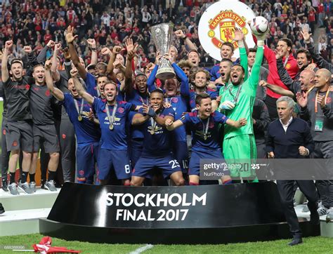 The uefa europa league, previously called the uefa cup, is an annual association football club competition organized by uefa since 1971 for eligible european football clubs. Manchester United UEFA Europa League Final Team Signed ...