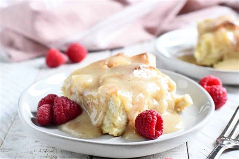 Easy Vanilla Bread Pudding Recipe Something Swanky