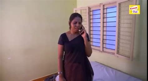 knock out tamil aunty with hot expressions gets blackmailed
