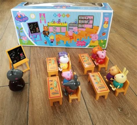 Peppa Pig Peppas Classroom Playset Toy Game Shop