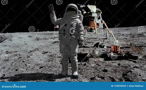 Representaci N 3d Astronauta Que Camina En La Luna Y Que Agita Su Mano