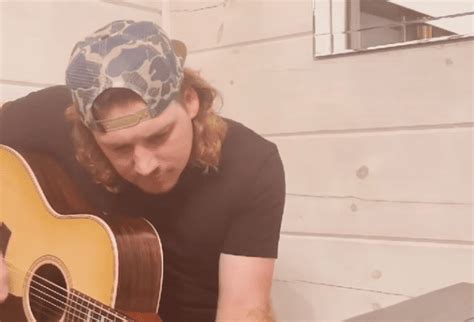 Morgan Wallen Debuts New Song That Brought Him To Tears Dont Think
