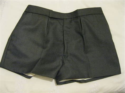 Classic Dark Grey Polywool 1970s Style School Shorts W36 Inside Leg 2