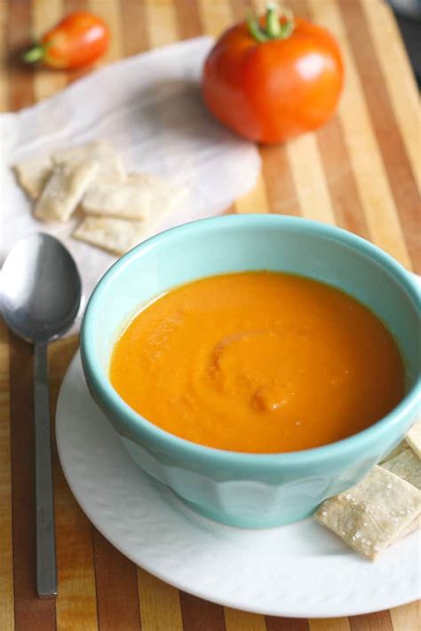 Creamy Dairy Free Tomato Carrot Soup The Pretty Bee