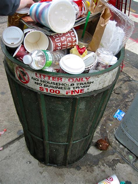 Overflowing Trash Can New York City November 23 2009 Flickr