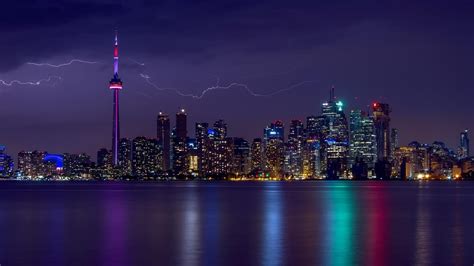 Lightning over Toronto wallpaper - backiee