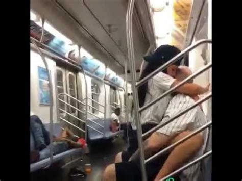 Couple Caught Getting It In On New York City Subway Wow Video Ebaum
