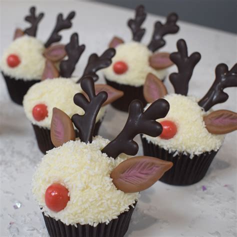 Reindeer In A Snowdrift Cupcakes Renshaw Baking