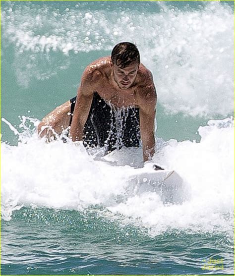 Liam Payne Surfing Shirtless In Australia Photo 609928 Photo Gallery Just Jared Jr