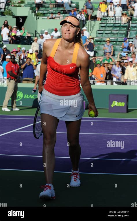 Maria Sharapova Sony Ericsson Open En El Crandon Park Tennis Center Maria Sharapova Vs Shahar