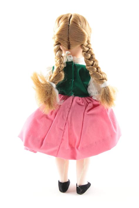 Madame Alexander "Louisa" Doll from The Sound Of Music | EBTH
