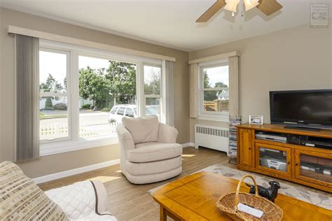 10 Big Windows In Living Room