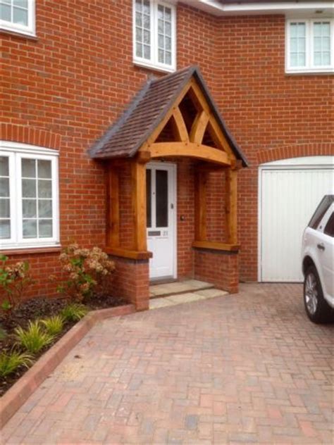 Canopy kits is a wholly irish owned company who supply premium products which are great value and manufactured to the highest possible standard. Oak Porch, Doorway, Wooden porch, CANOPY, Entrance, Self ...