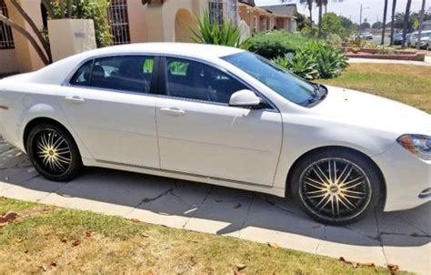 09 Chevy Malibu Lt In Gardena Ca 90247 3000 3500 By Owner White