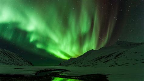 Northern Lights In Northernmost Iceland 7 Days 6 Nights Nordic Visitor
