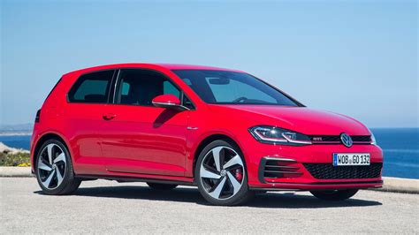 Vw Golf Gti Performance Pack Mk7 Facelift 2017 Review Car Magazine