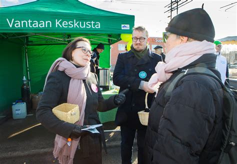 Tea Nieminen Pyrkii Uudenmaan Keskustapiirin Johtoon Suomenmaafi