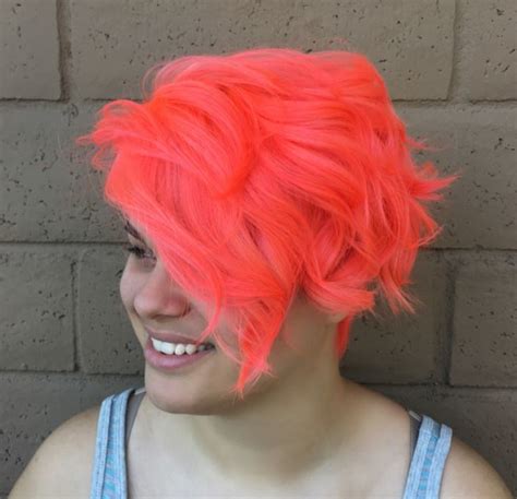 Neon Peach Hair Is Glowing Up All Over Our Instagram Feed