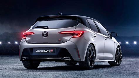 Нова ера за емблематичния автомобил toyota corolla gr sport седан. 2019 Toyota Corolla GR Sport | Motor1.com Photos