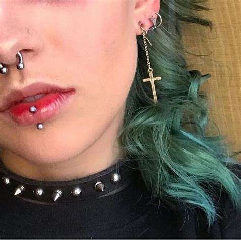 ♥♡｡pinterest Triplesixth0t ｡｡♡♥ Piercing Body Piercings Gothic Jewelry
