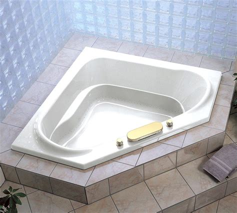The best whirlpool tubs have a few things in common. Jacuzzi Whirlpool CAP6060BCXXXX Capella Corner Soaking Tub ...