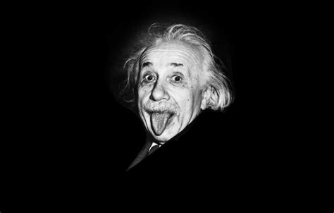 Обои язык лицо фон Альберт Эйнштейн Albert Einstein физик