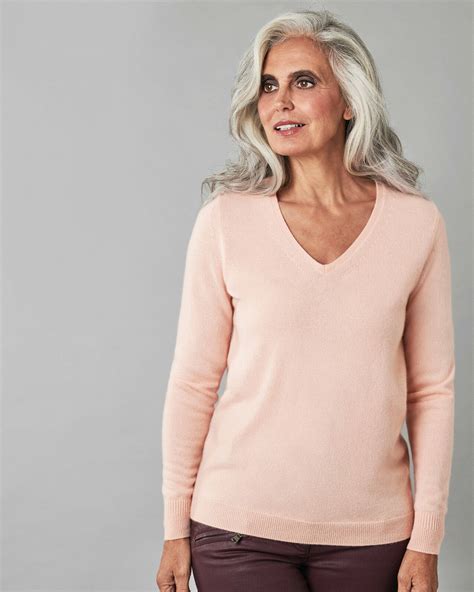 Heather Peach Cashmere Slim Fit V Neck Sweater Pure Collection