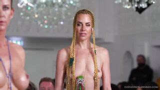 Isis Fashion Awards Nude Accessory Runway Catwalk Hd Diamond Plaza Erothots