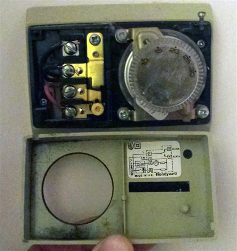 Take a picture of your current. Changing a 3 wire Honeywell thermostat | DIYnot Forums