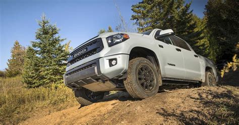 2021 Toyota Tundra Trd Pro Vs Ford F 150 Raptor Which Performance