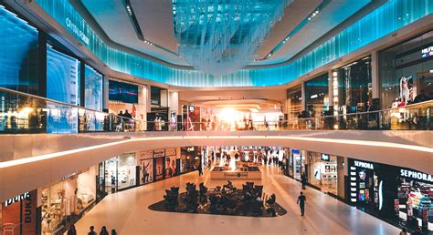 To Save Itself Retail Needs To Let Go Of Mall Mentality By Alex
