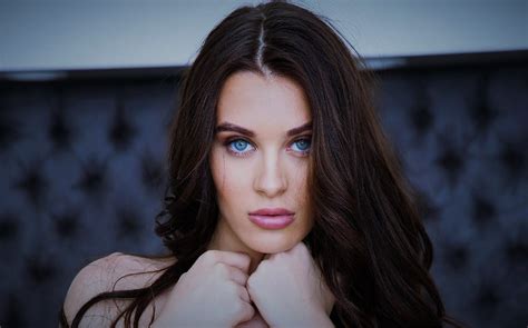 Lana Rhoades Escort Review