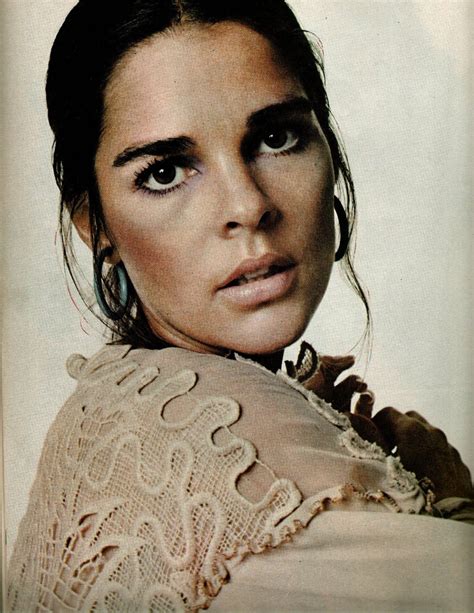 A More Iconic Picture Of Ali Mcgraw Ali Macgraw Ageless Style Aging Gracefully